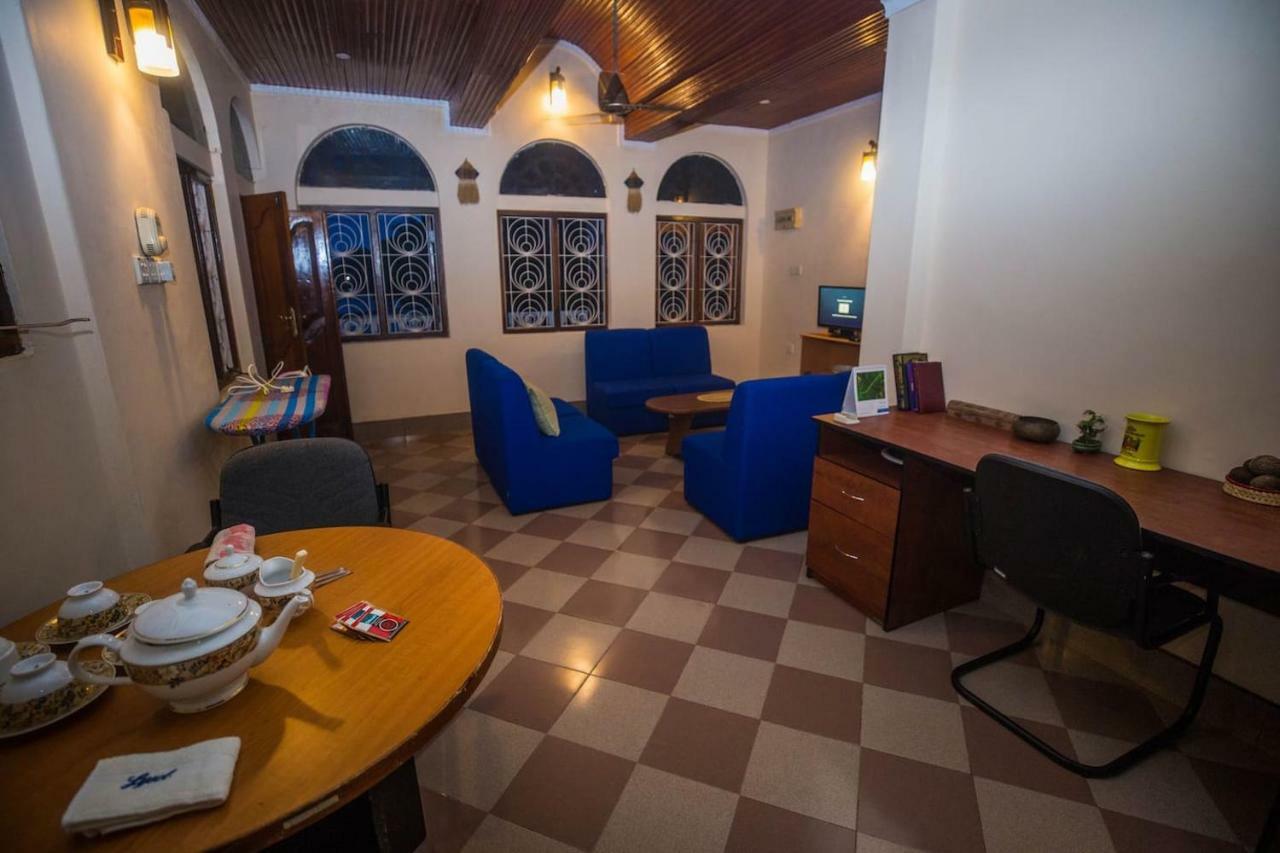 Neverbeen To Lagoon Town Batticaloa Exterior photo